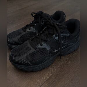 Nike Women’s V5 RNR